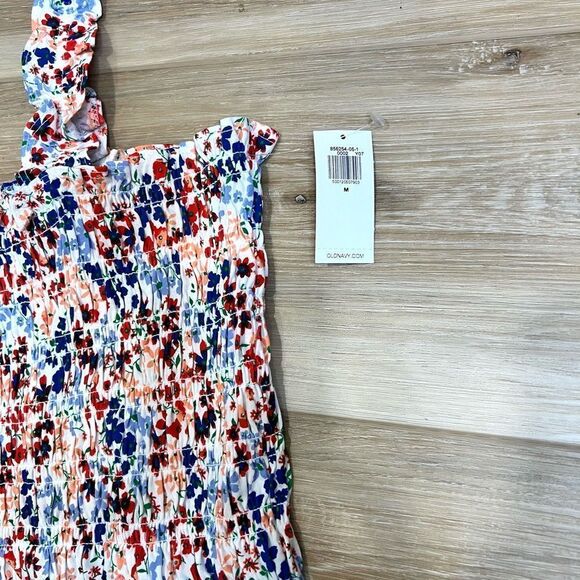 OLD NAVY Floral Smocked Tank Top Size Medium - Picture 6 of 10